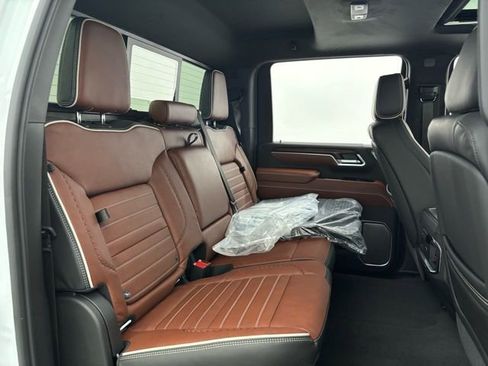 New 2026 GMC Sierra 2500 Denali Ultimate image 40