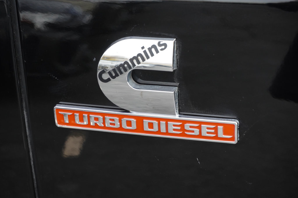 Used 2025 RAM 2500 Laramie w/ Sport Appearance Package AWD/4WD image 4