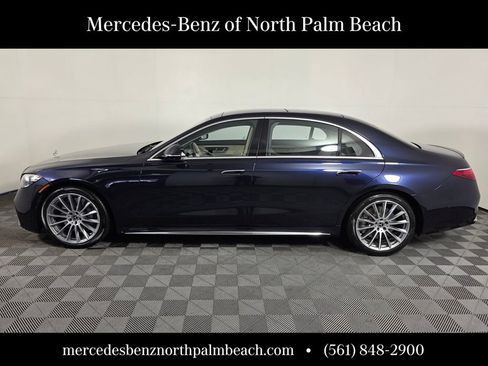 Certified 2022 Mercedes-Benz S 580 4MATIC Sedan image 3