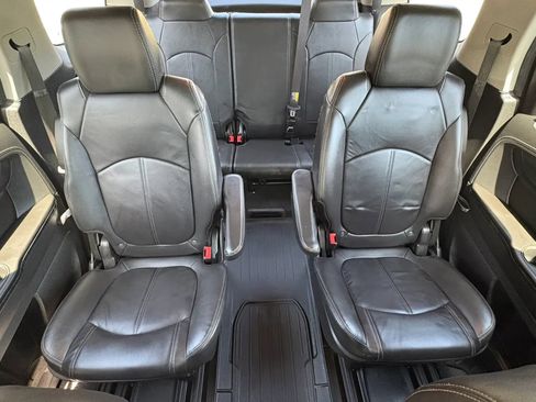 Used 2016 GMC Acadia SLT image 31