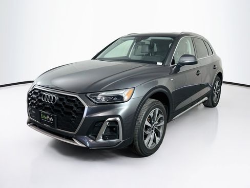Used 2023 Audi Q5 2.0T Premium Plus w/ Premium Plus Package AWD/4WD image 3