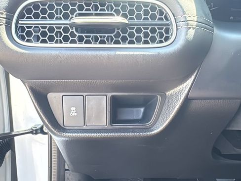 Used 2026 Honda HR-V EX-L image 14