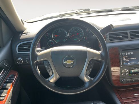 Used 2012 Chevrolet Tahoe LTZ image 9