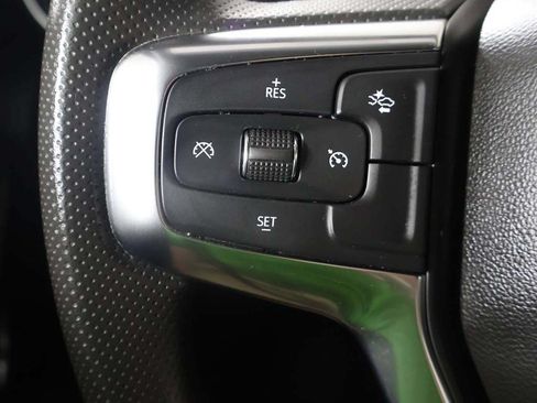 Used 2025 Chevrolet Blazer LT FWD image 35