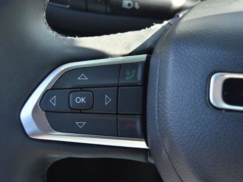 Used 2023 Jeep Compass Altitude image 18