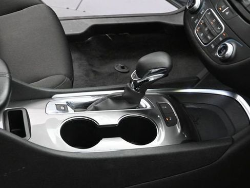 Used 2024 Chevrolet Malibu LT FWD image 36