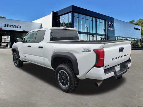 Used 2024 Toyota Tacoma TRD Off-Road image 6