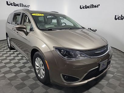 Used 2018 Chrysler Pacifica Touring-L