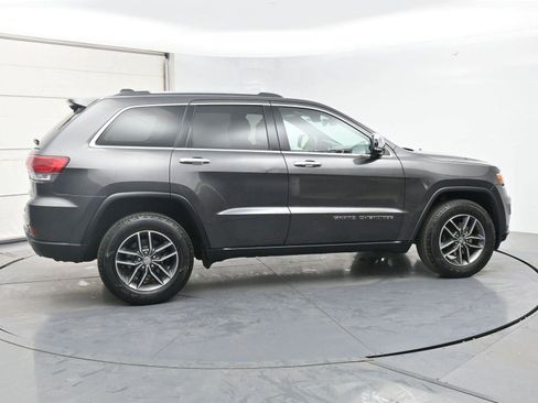 Used 2017 Jeep Grand Cherokee Limited AWD/4WD image 26