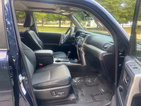 Used 2019 Toyota 4Runner SR5 Premium image 19