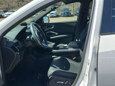 New 2026 Acura RDX SH-AWD image 9