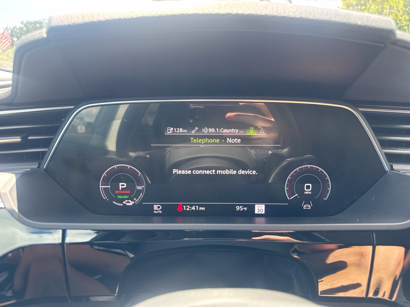 Used 2022 Audi e-tron Premium Plus AWD/4WD image 28
