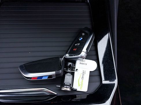Used 2023 BMW X3 sDrive30i w/ M Sport Package RWD image 31