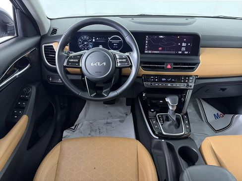 Used 2024 Kia Seltos EX image 38