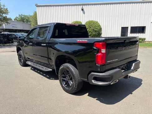 Used 2020 Chevrolet Silverado 1500 Custom Trail Boss w/ Custom Convenience Package AWD/4WD image 4