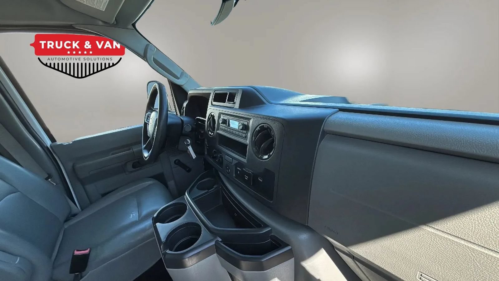 Used 2021 Ford E-350 and Econoline 350 Super Duty RWD image 30