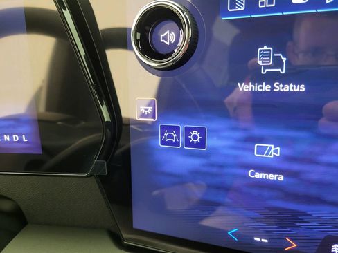 New 2026 Chevrolet Traverse LT w/ Driver Confidence Package image 11