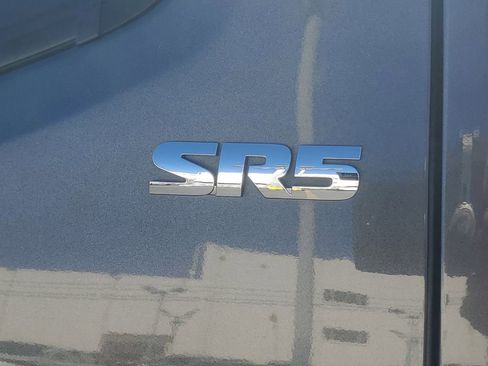 Used 2022 Toyota Tacoma SR5 image 8