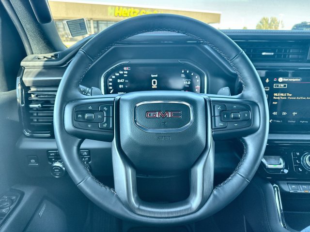 Used 2025 GMC Sierra 1500 AT4 w/ Technology Package AWD/4WD image 14
