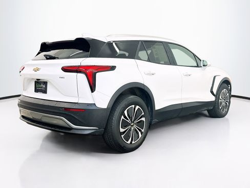 Used 2024 Chevrolet Blazer EV LT AWD/4WD image 9