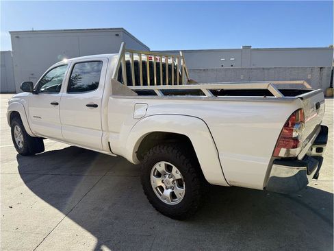 Used 2015 Toyota Tacoma 4x4 Double Cab image 13