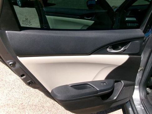 Used 2018 Honda Civic LX image 15
