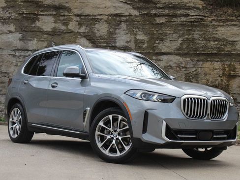 Used 2025 BMW X5 xDrive40i image 1