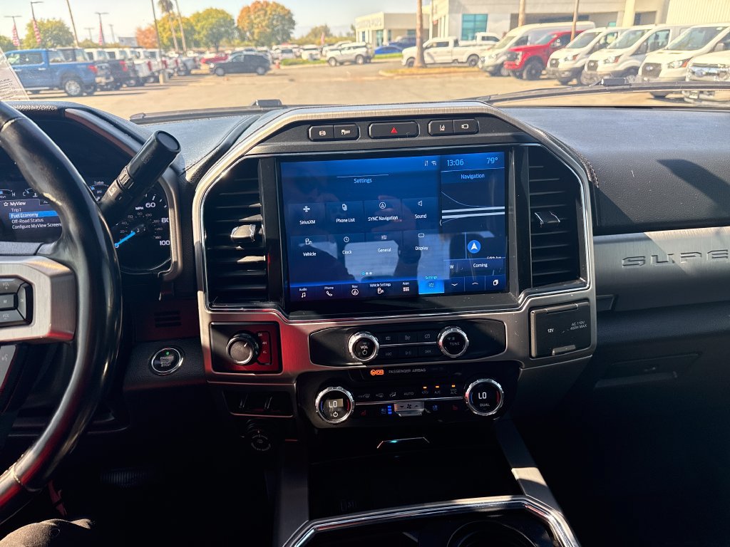 Used 2022 Ford F450 Platinum w/ Camper Package AWD/4WD image 17