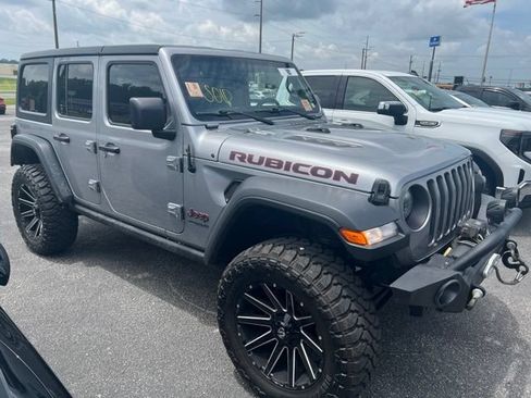 Used 2021 Jeep Wrangler Unlimited Rubicon AWD/4WD image 3