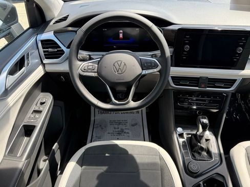 New 2026 Volkswagen Taos SE AWD/4WD image 31
