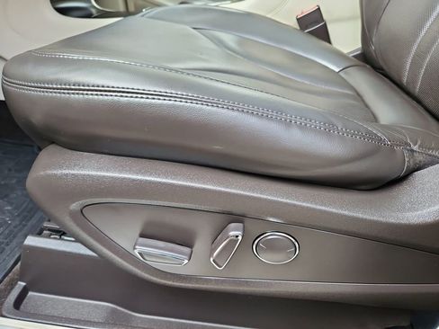 Used 2016 Lincoln MKC Reserve w/ Lincoln MKC Climate Package image 25