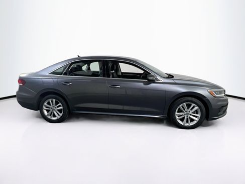 Used 2020 Volkswagen Passat 2.0T SE w/ Sunroof Package image 4