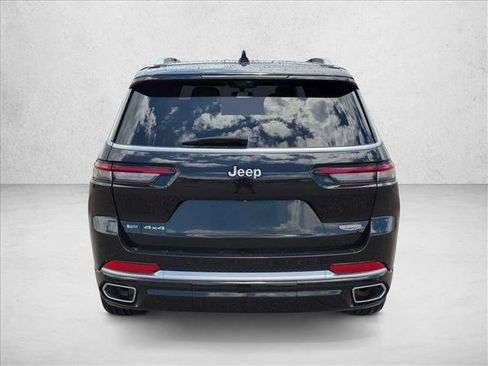 Used 2021 Jeep Grand Cherokee L Summit AWD/4WD image 6