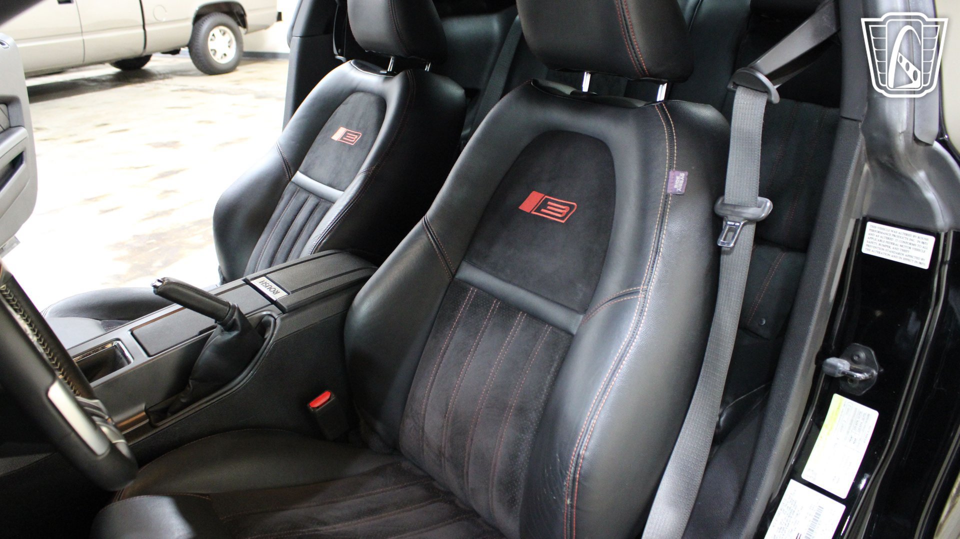 Used 2012 Ford Mustang GT Premium w/ Electronics Pkg RWD image 13