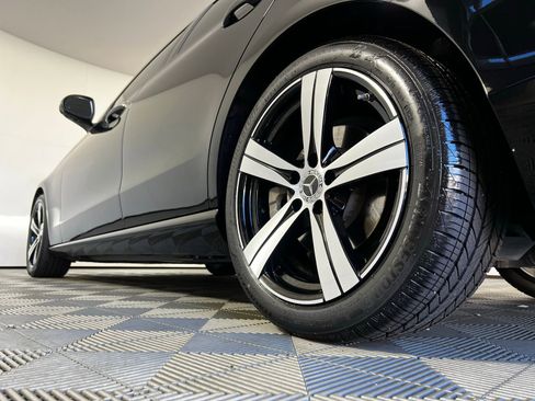 Used 2023 Mercedes-Benz C 300 4MATIC Sedan image 27