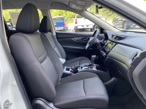 Used 2020 Nissan Rogue S AWD/4WD image 33