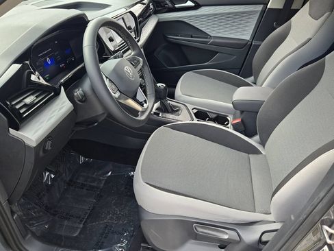 Certified 2023 Volkswagen Taos S FWD image 10