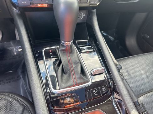 Certified 2022 Jeep Compass Trailhawk w/ Trailhawk Elite Group image 48