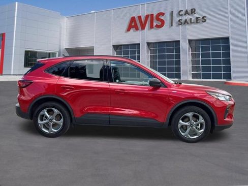 Used 2025 Ford Escape ST-Line AWD/4WD image 5