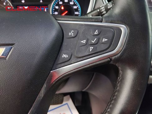 Used 2022 Chevrolet Equinox LT image 15