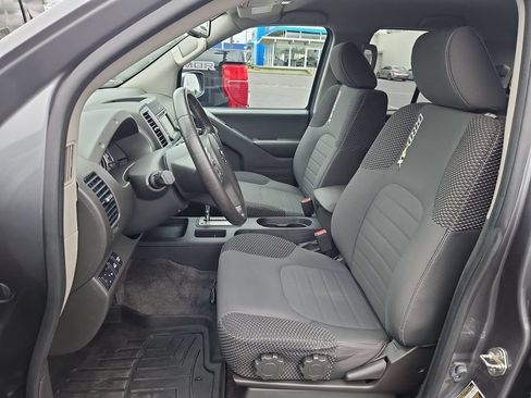 Used 2018 Nissan Frontier PRO-4X AWD/4WD image 21