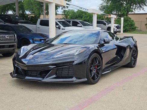 Used 2024 Chevrolet Corvette Z06 image 1