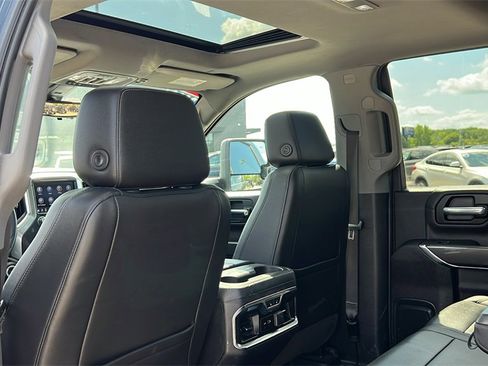 Used 2020 Chevrolet Silverado 2500 LTZ image 35