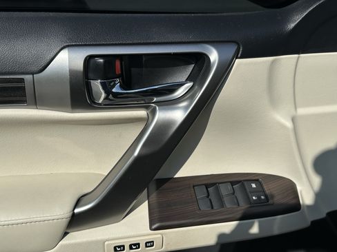 Used 2023 Lexus GX 460 Premium AWD/4WD image 15