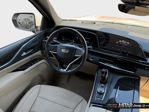 Used 2024 Cadillac Escalade Premium Luxury w/ LPO, Floor Liner Package AWD/4WD image 19