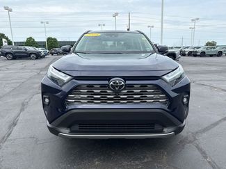 Used 2023 Toyota RAV4 Limited FWD video 3