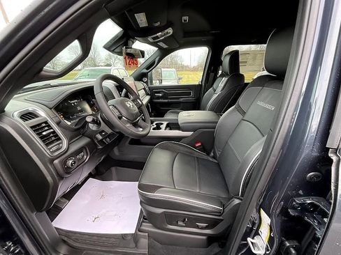 New 2026 RAM 3500 Laramie AWD/4WD image 15