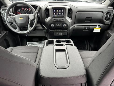 New 2026 Chevrolet Silverado 1500 Custom AWD/4WD image 6