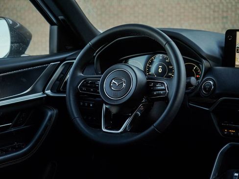 New 2026 MAZDA CX-90 Plug-In Hybrid w/ Premium Plus image 17