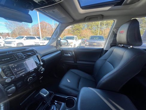Used 2024 Toyota 4Runner TRD Off-Road Premium image 15